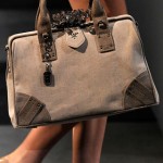 prada  150x150 100 najljepših torbi proljeće 2010 (drugi dio)